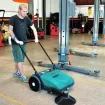 Máy quét rác đẩy tay cơ học Eureka