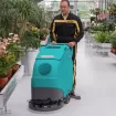 Máy chà sàn liên hợp đẩy tay hoạt động bằng ắc quy Eureka