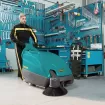 Máy quét rác đẩy tay hoạt động bằng ắc quy Eureka